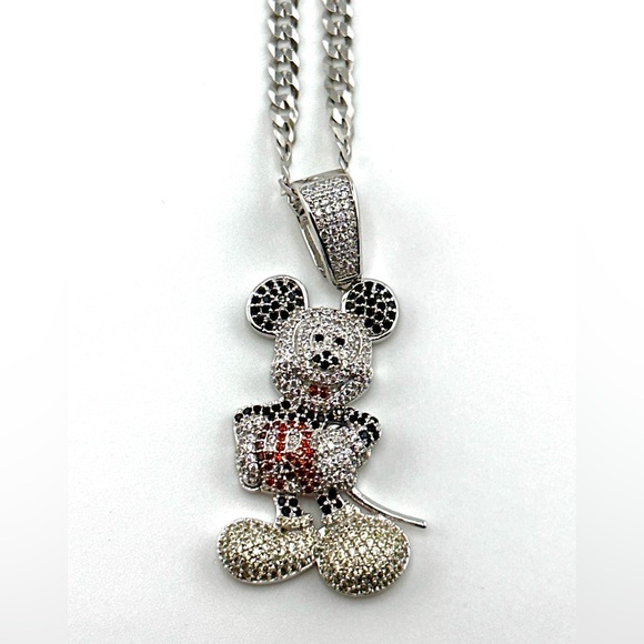 925 Sterling Silver Mickey Mouse Round Cut 3D Round Necklace - Picture 4 of 10